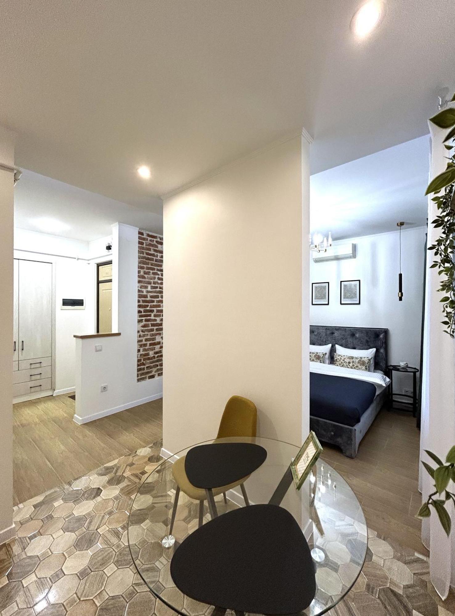 Modern Apartment, 100M To Opera Lviv Kültér fotó